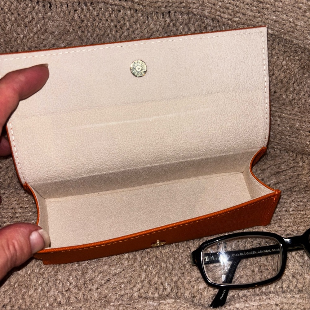 Tory Burch Orange Saffiano Glasses Case with Gold Logo - Picture 4 of 6